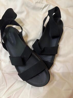 Steve Madden Black Elastic Strap  Sandals size 9.5